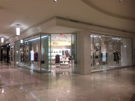 gucci phipps plaza|gucci phipps plaza mall.